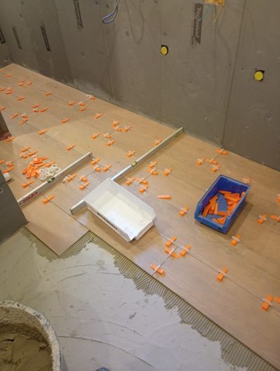 Vloertegels in houtlook